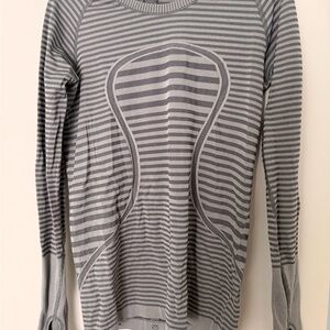 Women’s Lululemon Swiftly Tech longsleeve